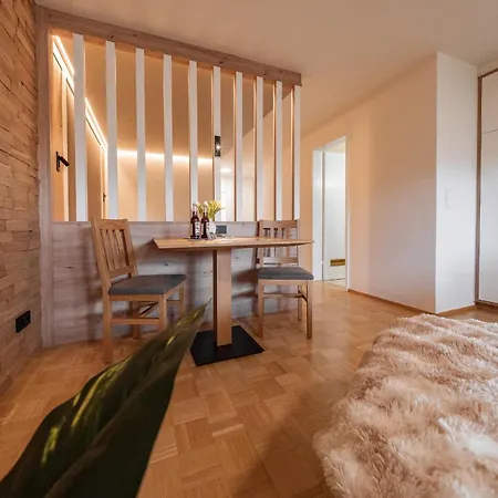 Moderne Mit Ifenblick, Panorama & Parkplatz Apartamento *