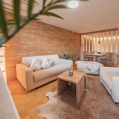 Apartamento Moderne Mit Ifenblick, Panorama & Parkplatz